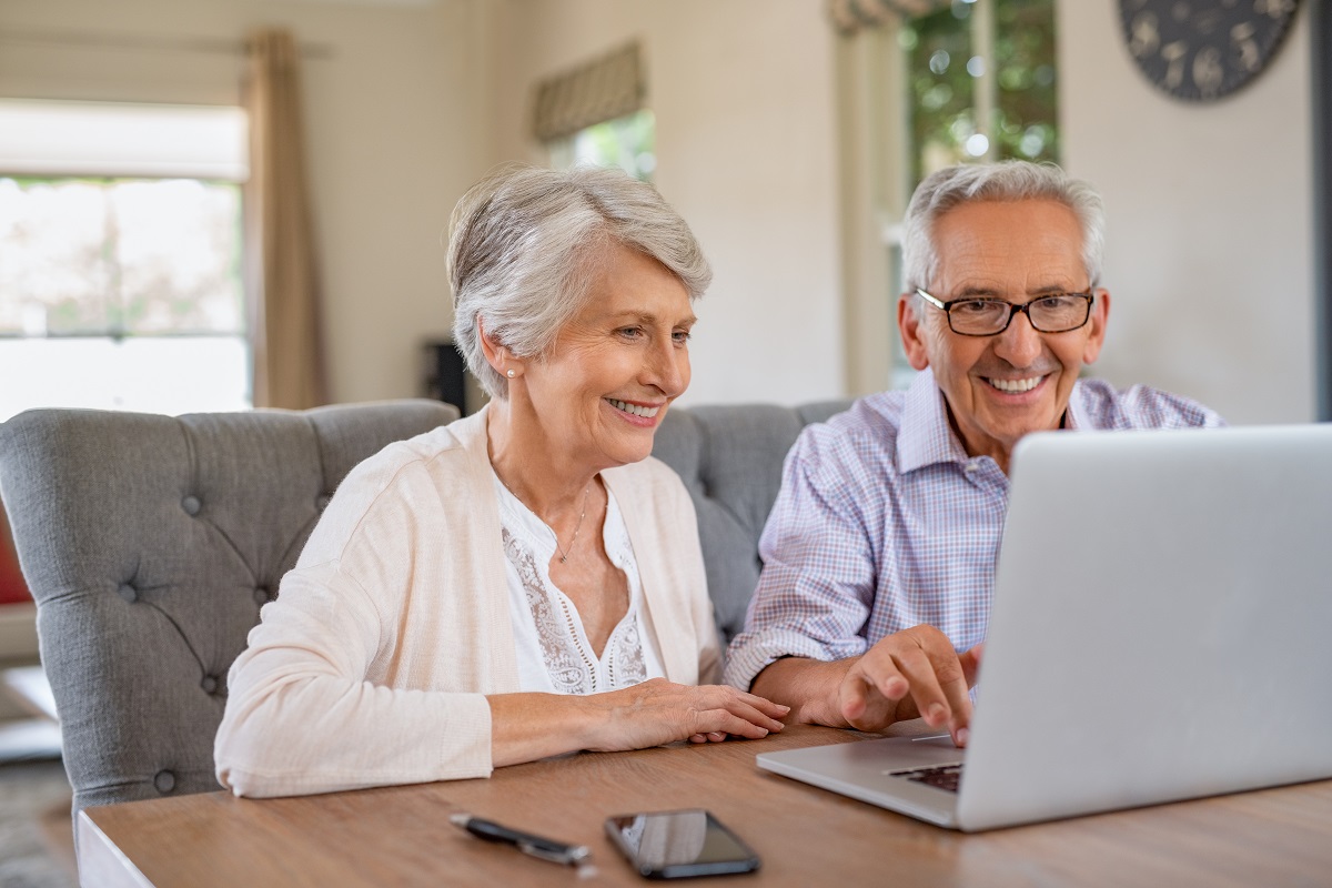 Tips to Help Seniors Shop Safely Online